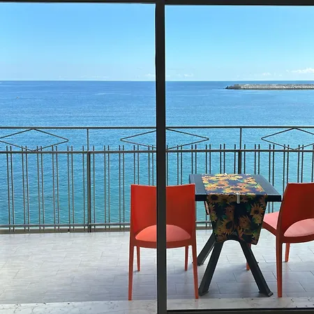 La Mansarda * Giardini-Naxos